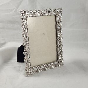3.5 x 5 in Tahari Home Ornate Silver Tone Rhinestone Tabletop Photo Frame